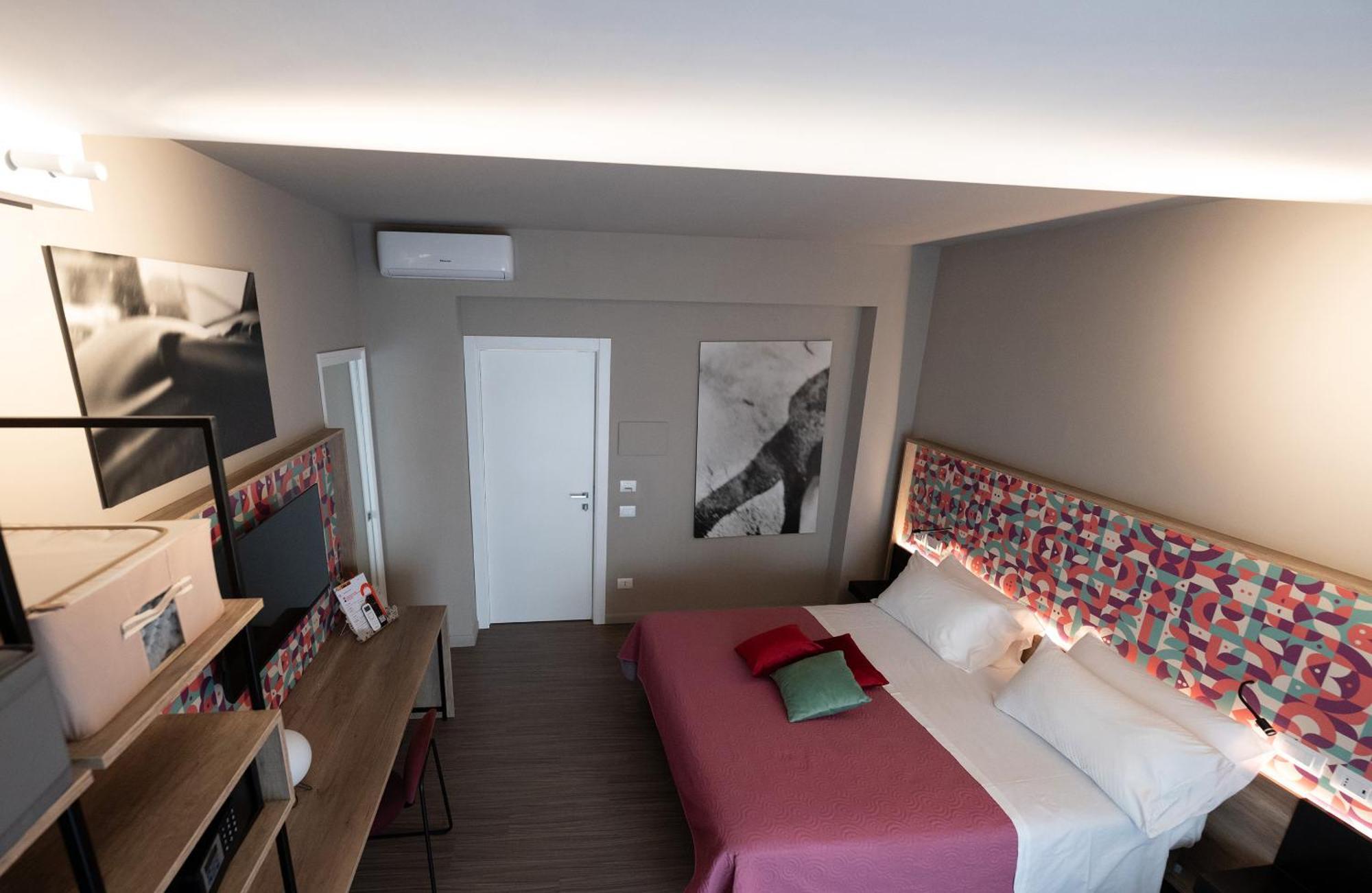 Bed and Breakfast Bed In Centro Neapel Exterior foto