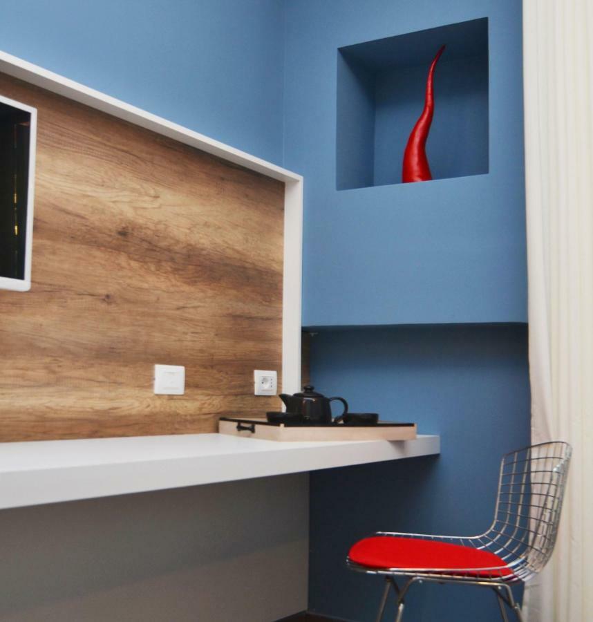 Bed and Breakfast Bed In Centro Neapel Exterior foto